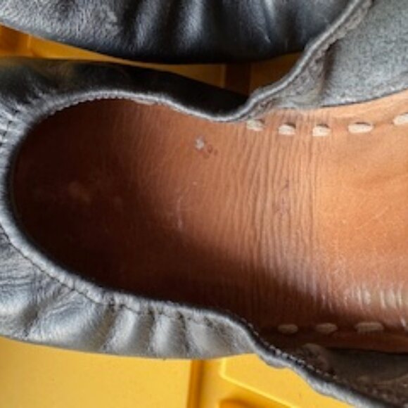 Tieks by Gavrieli Matte Black Ballet Flats, Size 11 - Picture 13 of 13